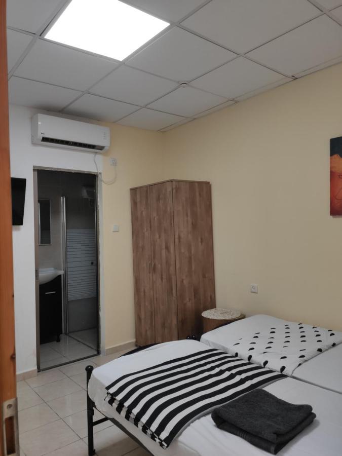 Grin-Motel Hajfa Zewnętrze zdjęcie